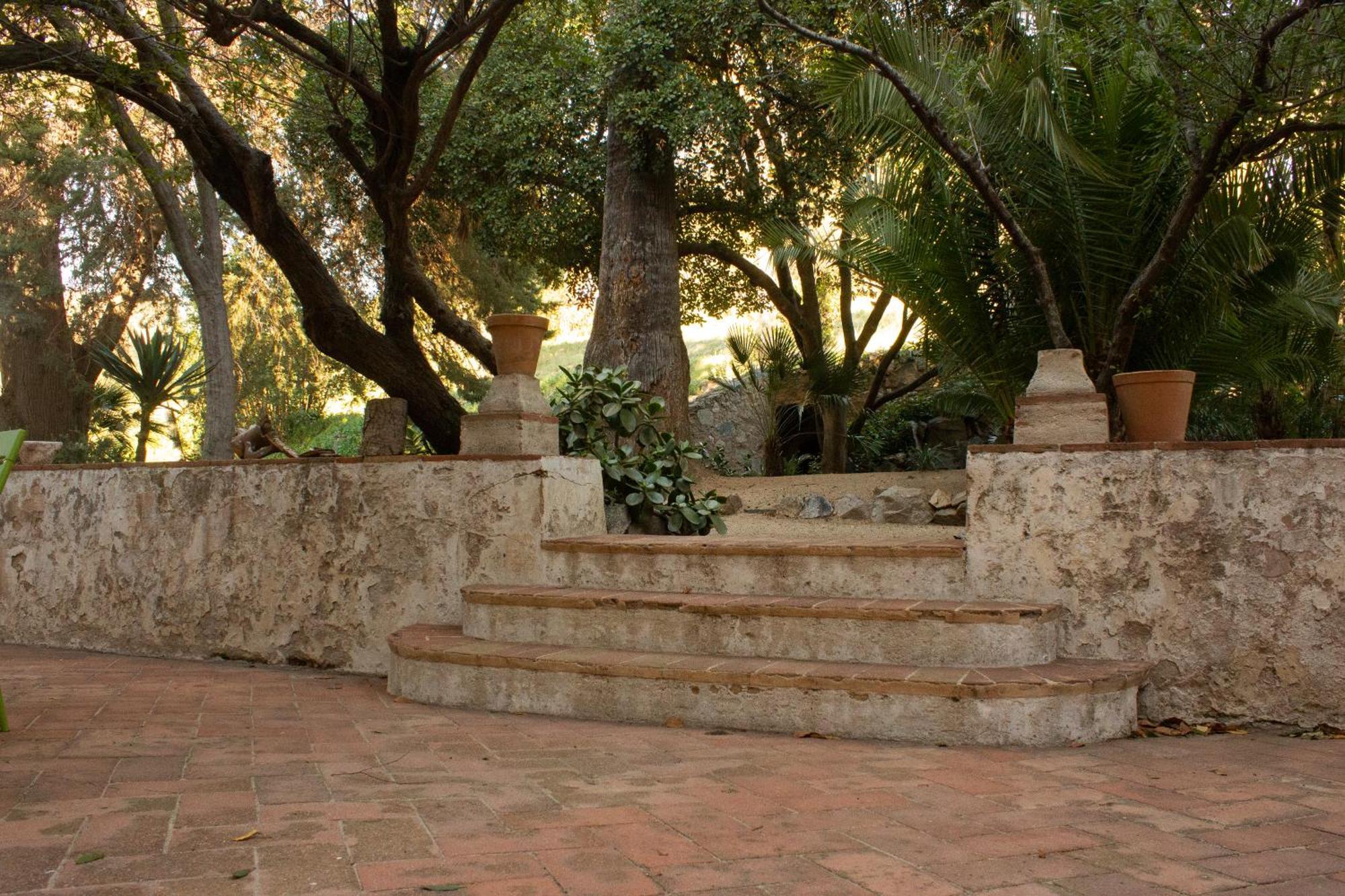 أليلا Can Rovira - Stunning Neoclassical Mansion, Just 20 Min Drive From Barcelona City Center, Ideal For Groups And Families المظهر الخارجي الصورة