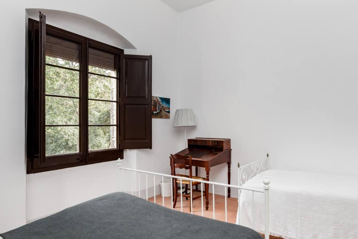 أليلا Can Rovira - Stunning Neoclassical Mansion, Just 20 Min Drive From Barcelona City Center, Ideal For Groups And Families المظهر الخارجي الصورة